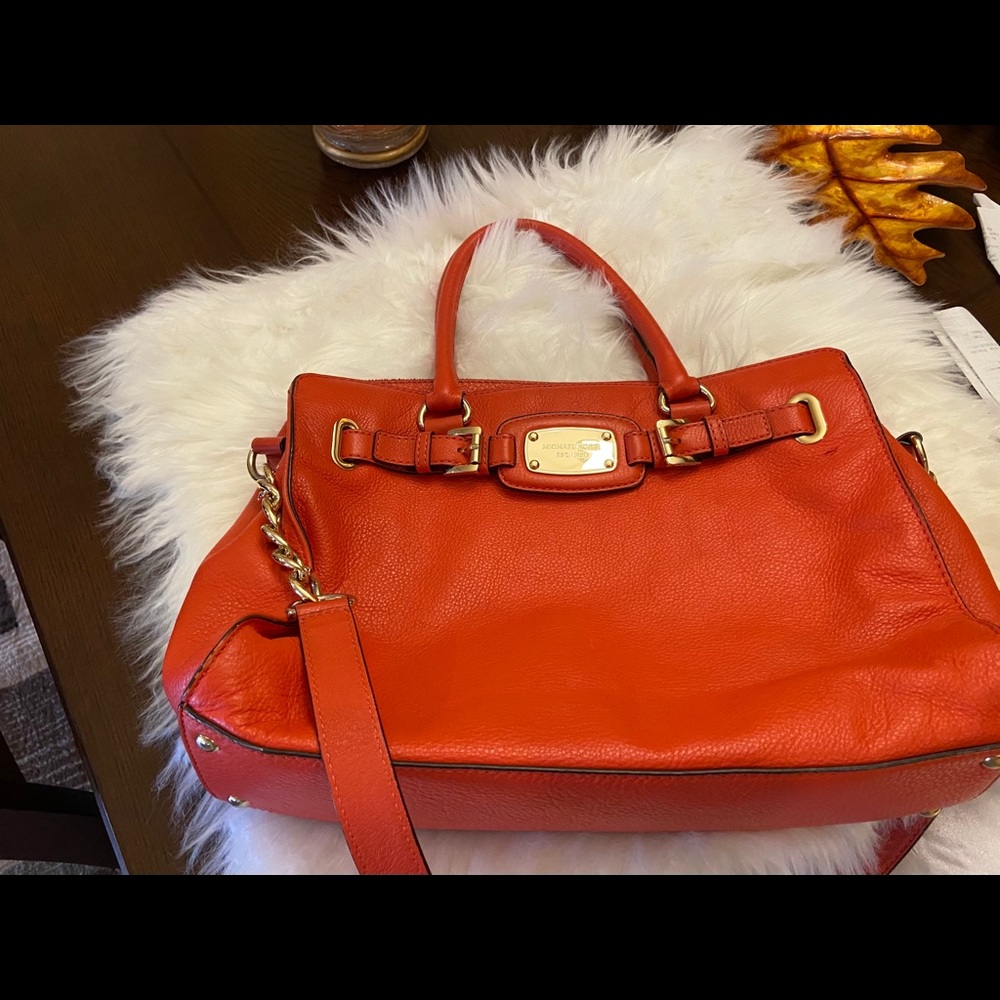 Michael Kors Purse. Price is firm.